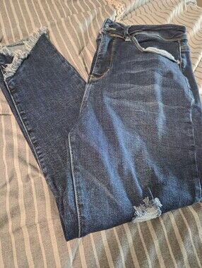 Royalty Dark Wash Distressed High-Rise Jeans Size 16